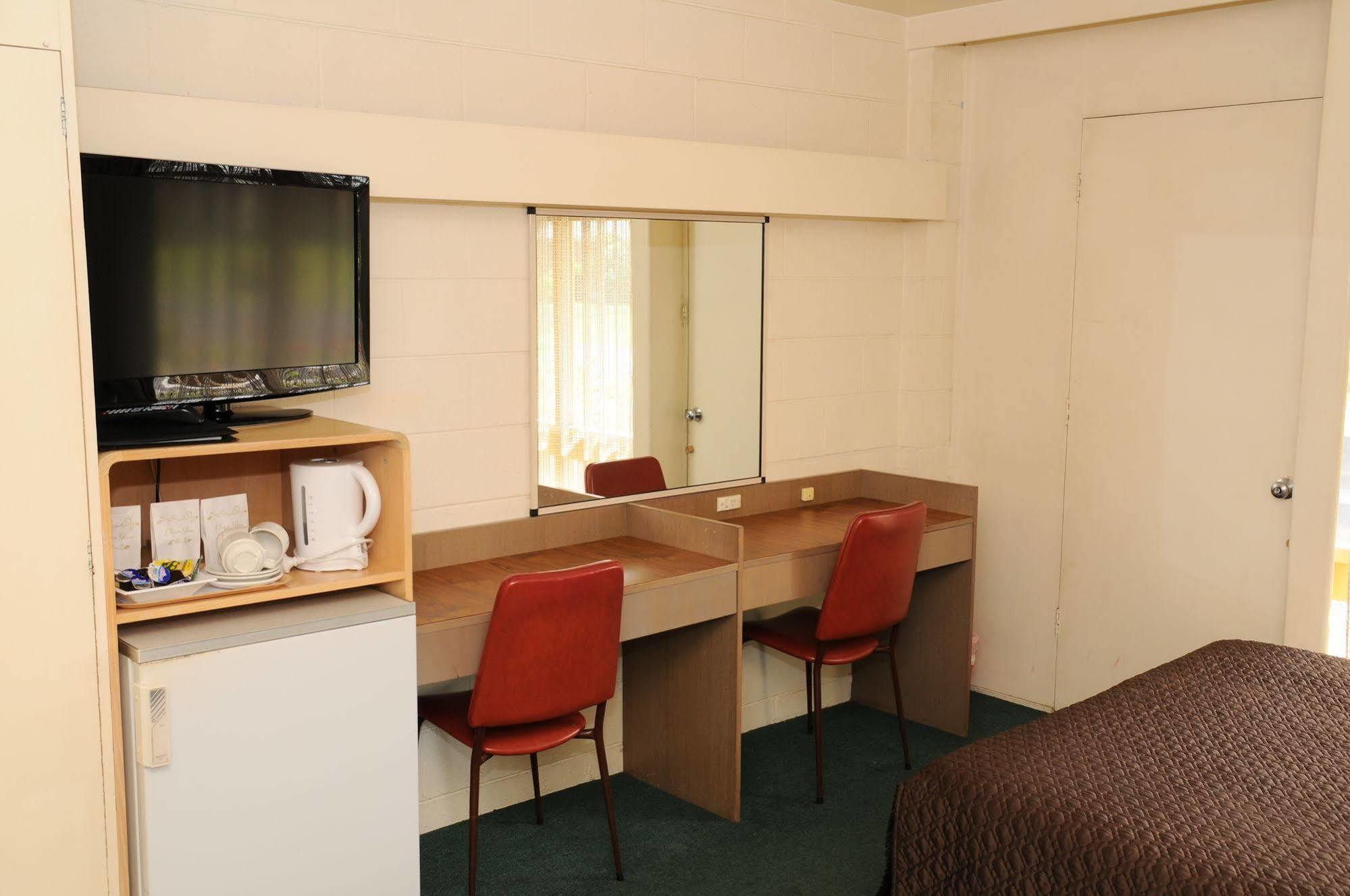 Peninsula Motor Inn Tyabb Extérieur photo