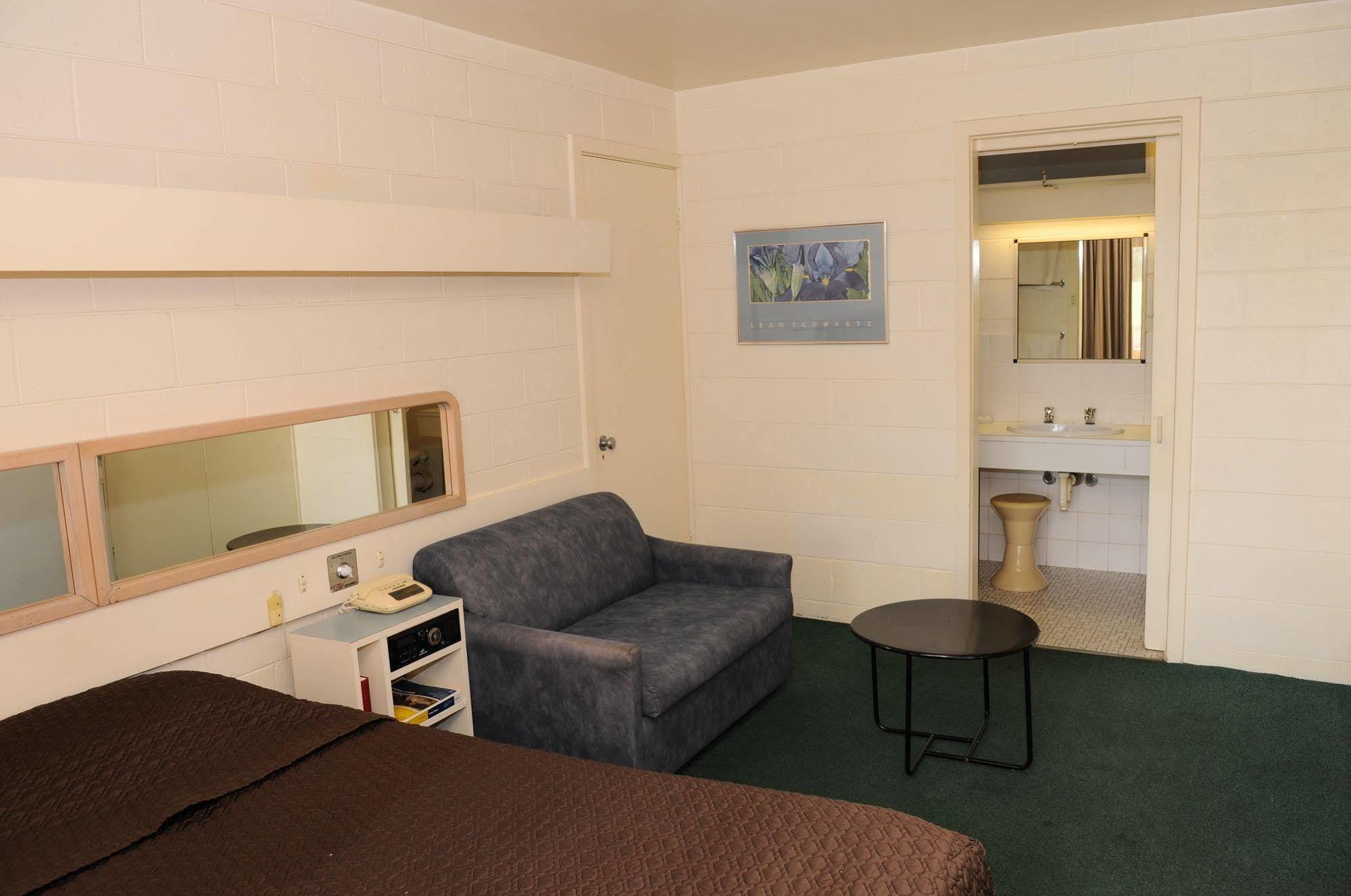 Peninsula Motor Inn Tyabb Extérieur photo
